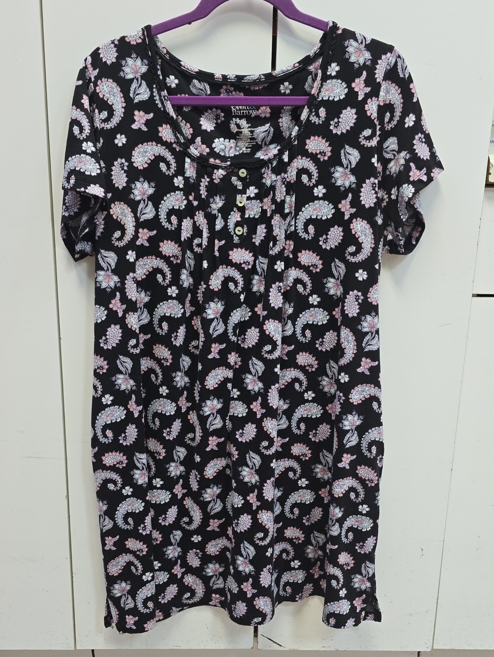Short Nightgown By croft & barrow Black Floral Paisley Design